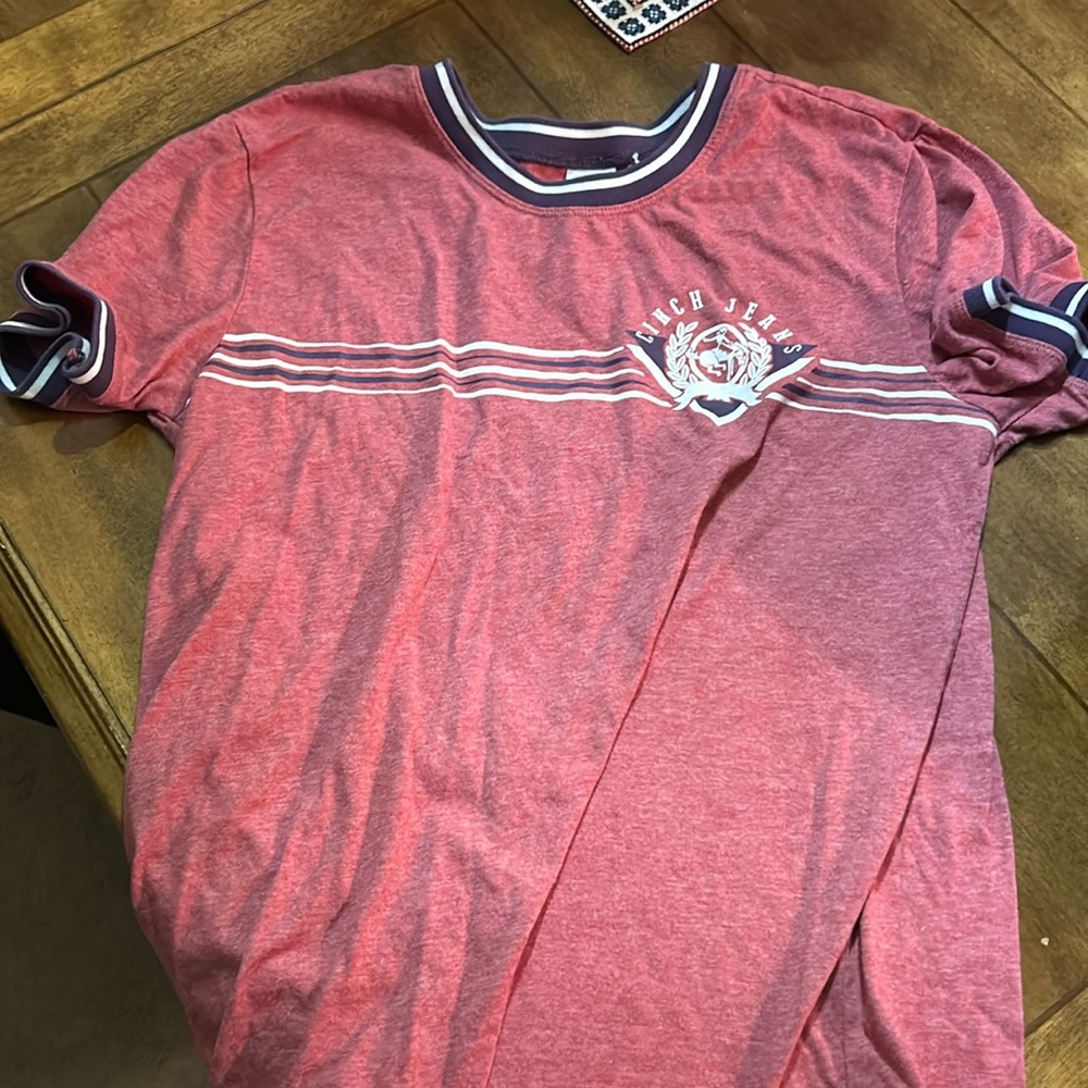 Cinch t shirt